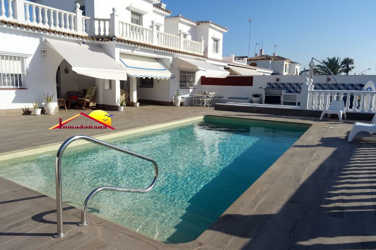 4 soveværelse Semi-Rækkehus til salg i Matalascanas - € 450.000 (Ref: 7931719)