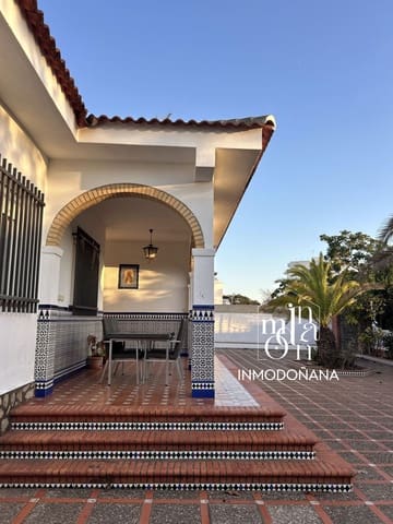 4 slaapkamer Villa te koop in Matalascañas, Almonte - € 395.000 (Ref: 7931760)