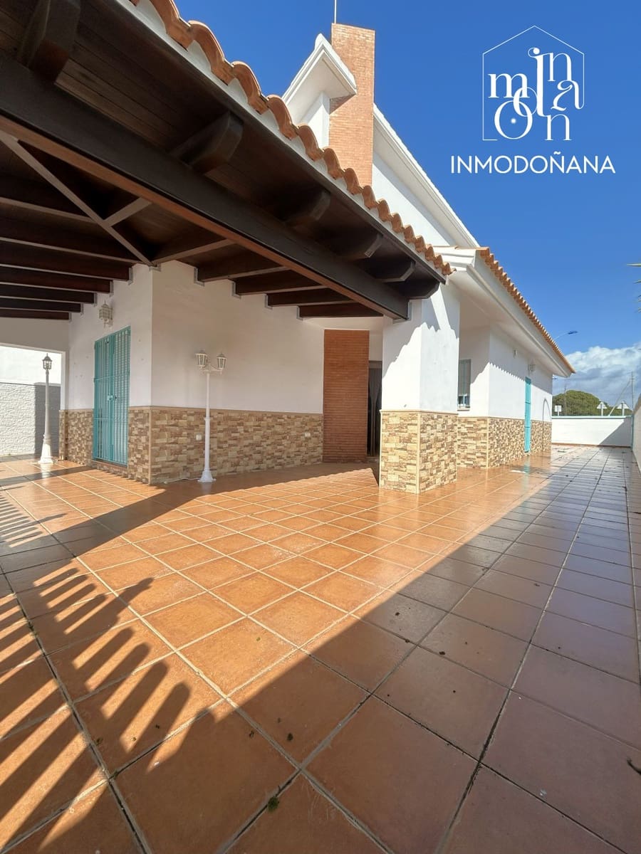 4 soveværelse Villa til salg i Matalascanas - € 350.000 (Ref: 7931780)