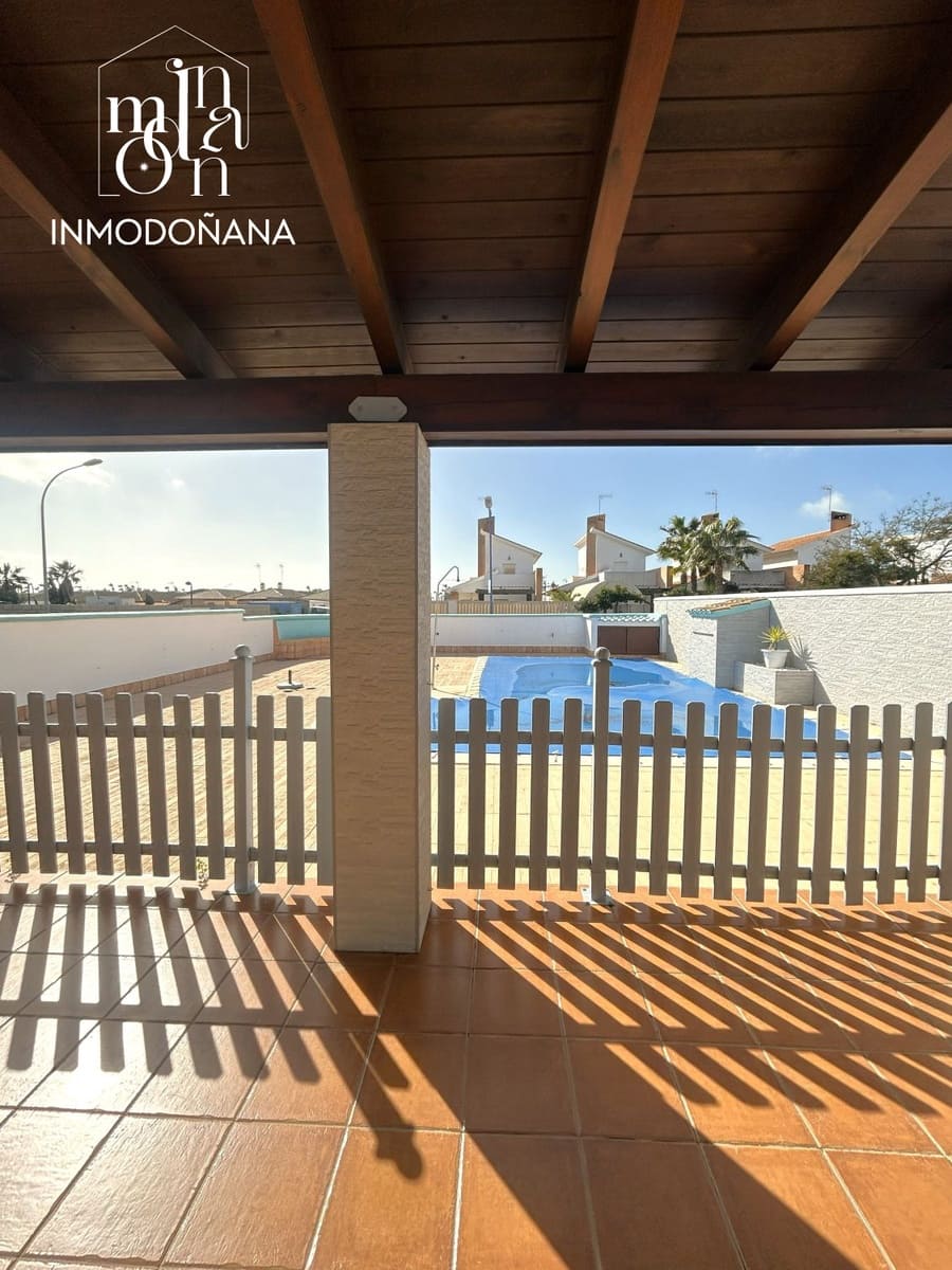 4 soveværelse Villa til salg i Matalascanas - € 350.000 (Ref: 7931780)