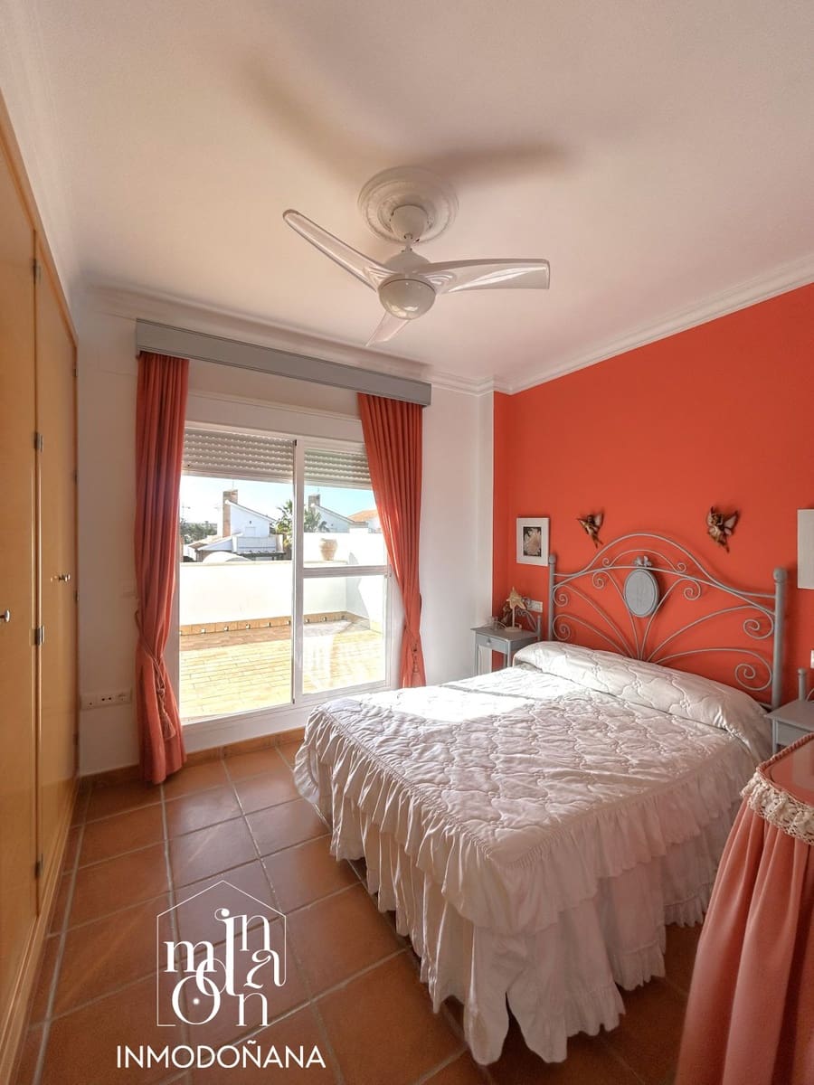 4 soveværelse Villa til salg i Matalascanas - € 350.000 (Ref: 7931780)