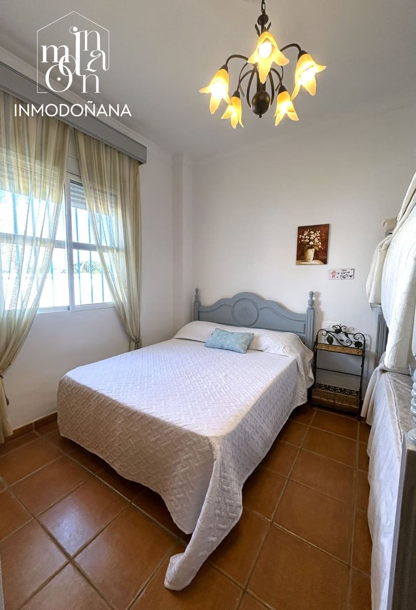 4 soveværelse Villa til salg i Matalascanas - € 350.000 (Ref: 7931780)