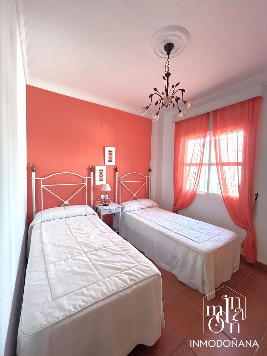 4 soveværelse Villa til salg i Matalascanas - € 350.000 (Ref: 7931780)