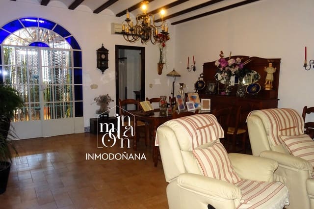 4 bedroom Townhouse for sale in Almonte - € 300,000 (Ref: 7931785)