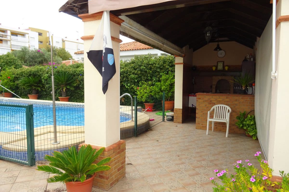 4 soveværelse Villa til salg i Matalascanas - € 497.500 (Ref: 7931789)