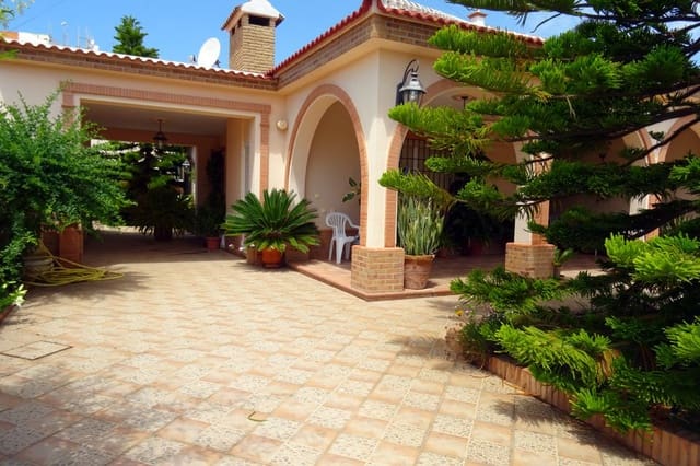 4 slaapkamer Villa te koop in Matalascañas, Almonte - € 497.500 (Ref: 7931789)