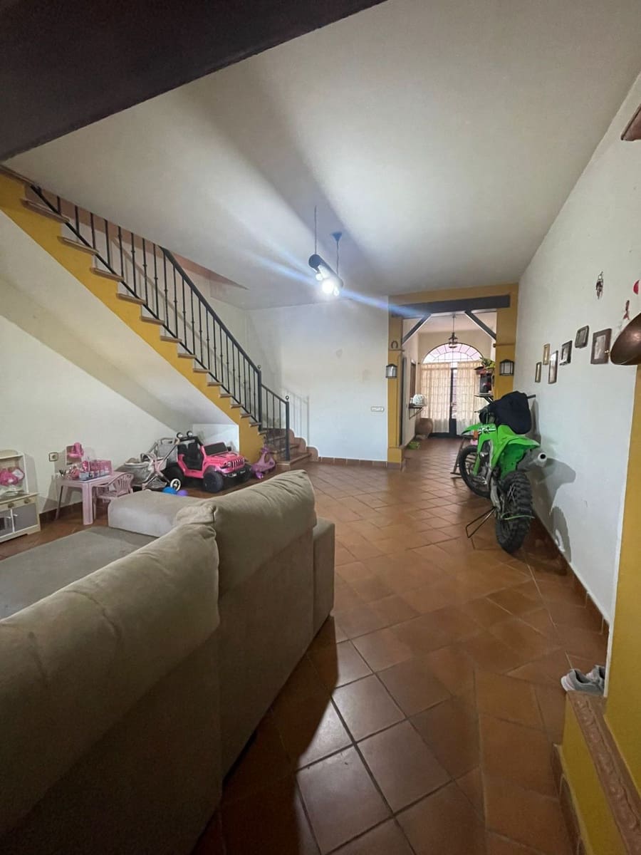 7 quarto Casa em Banda para venda em El Rocio - 620 000 € (Ref: 9622790)