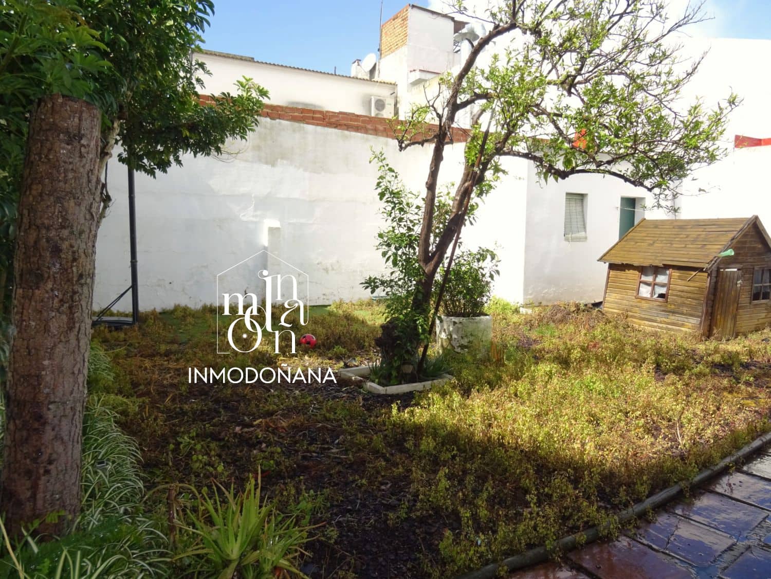 7 soveværelse Byhus til salg i Almonte med garage - € 260.000 (Ref: 9622791)