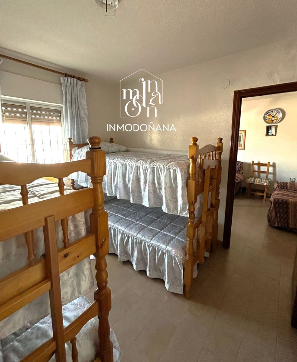 2 bedroom Semi-detached Villa for sale in Matalascanas - € 220,000 (Ref: 9622792)