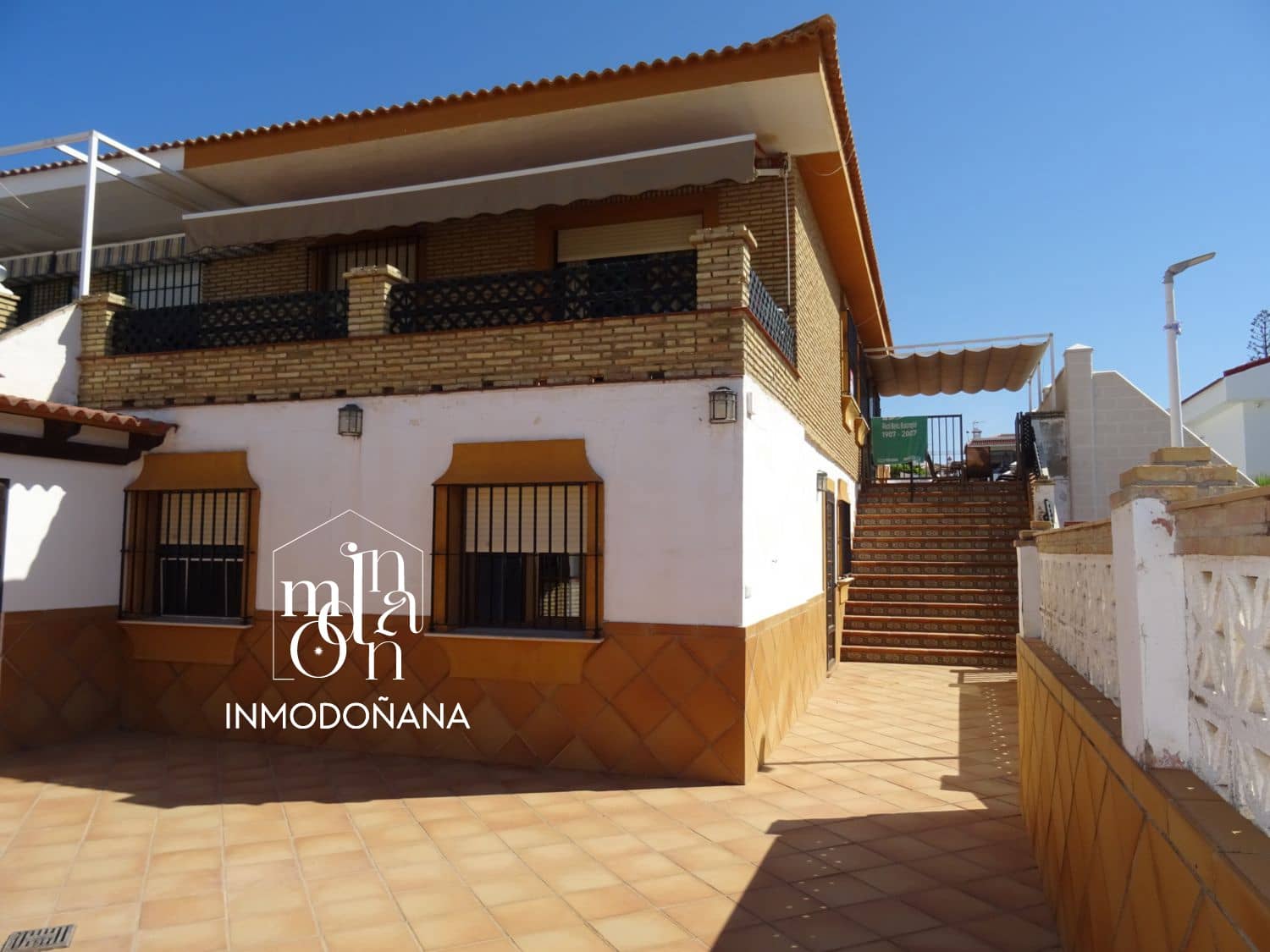 5 soveværelse Semi-Rækkehus til salg i Matalascanas - € 373.000 (Ref: 9622793)