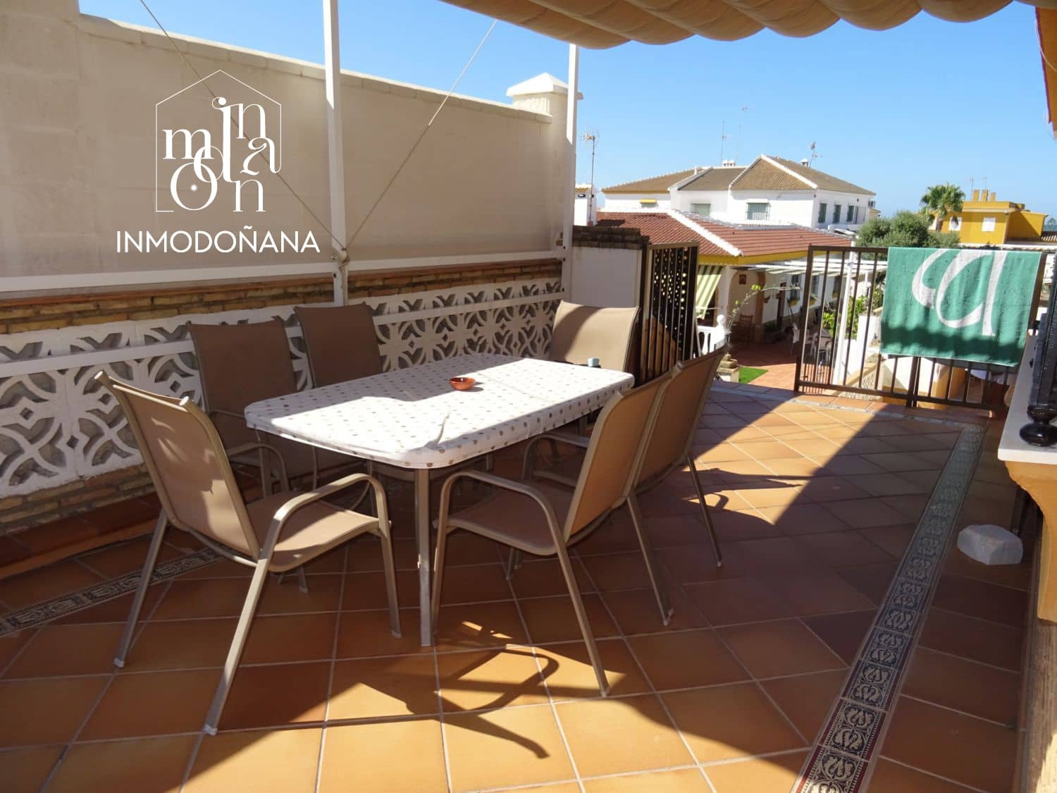 5 soveværelse Semi-Rækkehus til salg i Matalascanas - € 373.000 (Ref: 9622793)