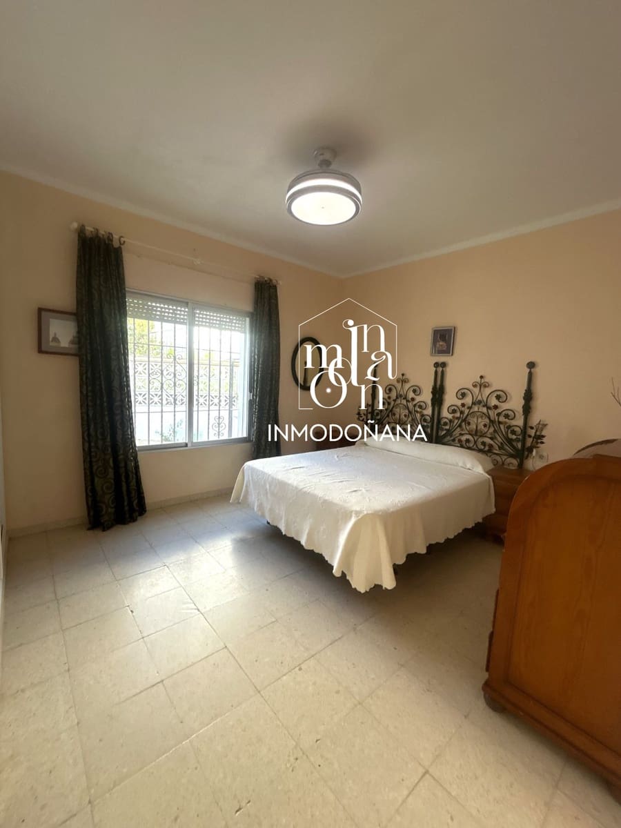 5 soveværelse Semi-Rækkehus til salg i Matalascanas - € 350.000 (Ref: 9622799)