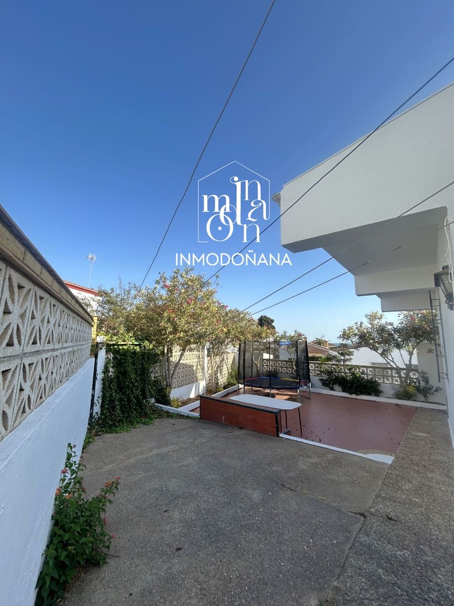 5 soveværelse Semi-Rækkehus til salg i Matalascanas - € 350.000 (Ref: 9622799)