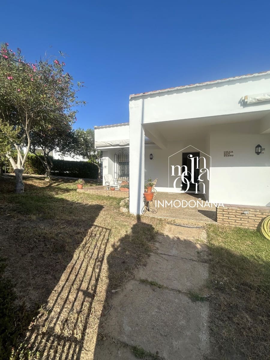 5 soveværelse Semi-Rækkehus til salg i Matalascanas - € 350.000 (Ref: 9622799)