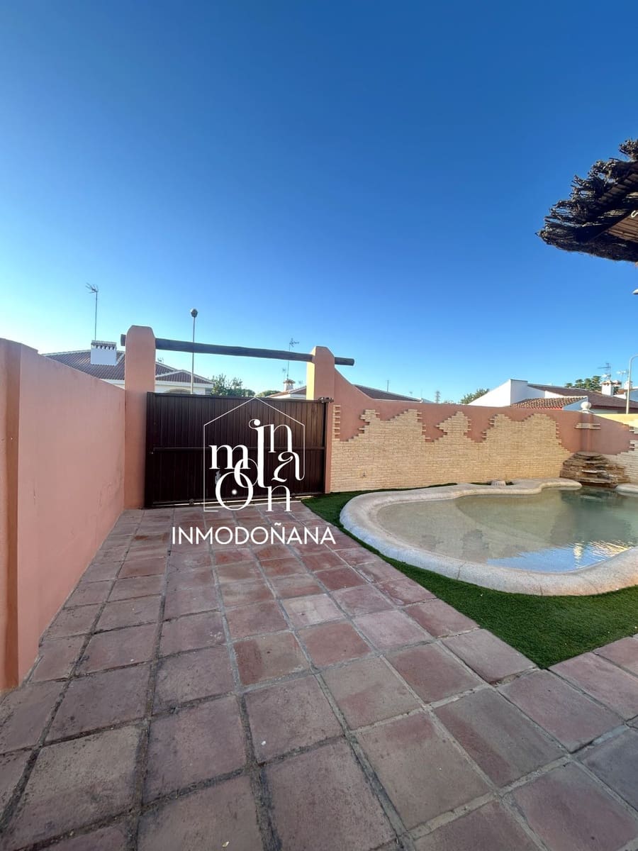 4 sovrum Semi-fristående Villa till salu i Matalascanas - 396 000 € (Ref: 9622800)