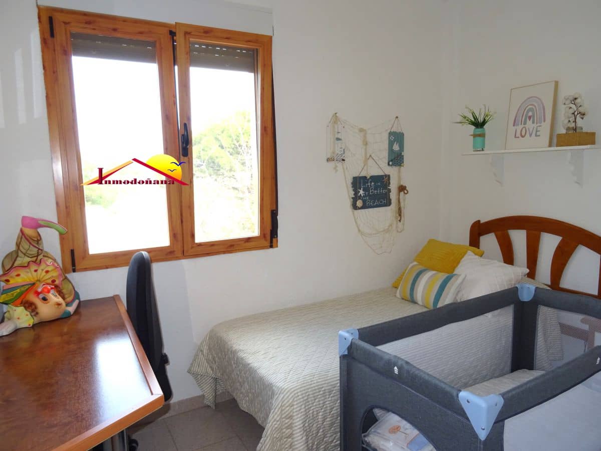 11 soveværelse Semi-Rækkehus til salg i Matalascanas med garage - € 425.000 (Ref: 9622807)