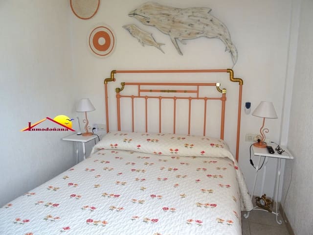 11 soveværelse Semi-Rækkehus til salg i Matalascañas, Almonte med garage - € 425.000 (Ref: 9622807)