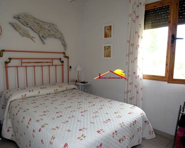 11 soveværelse Semi-Rækkehus til salg i Matalascañas, Almonte med garage - € 425.000 (Ref: 9622807)