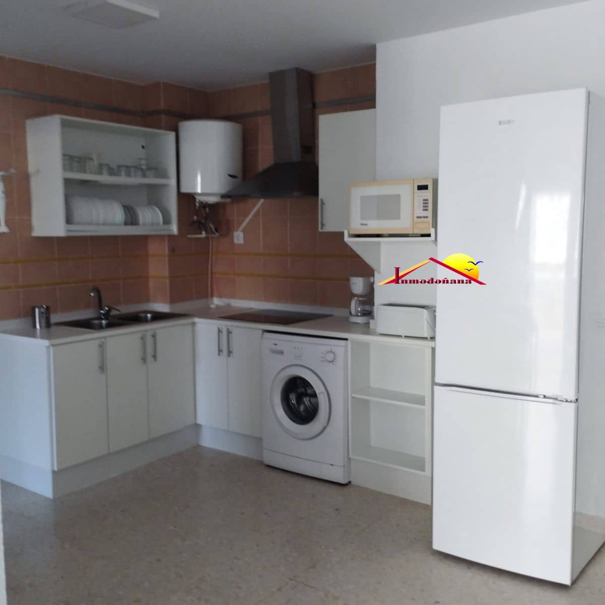 11 soveværelse Semi-Rækkehus til salg i Matalascanas med garage - € 425.000 (Ref: 9622807)