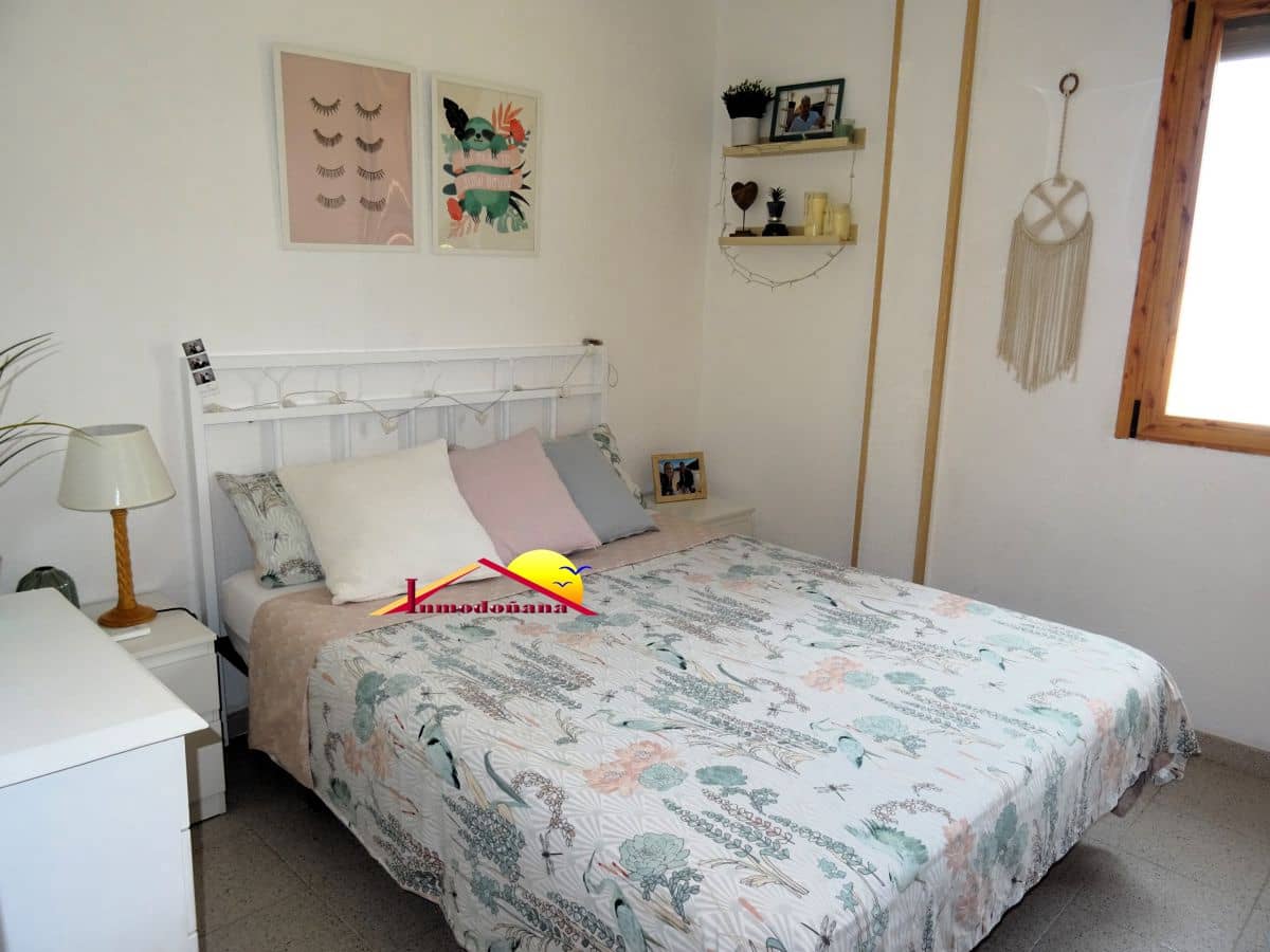 11 soveværelse Semi-Rækkehus til salg i Matalascanas med garage - € 425.000 (Ref: 9622807)