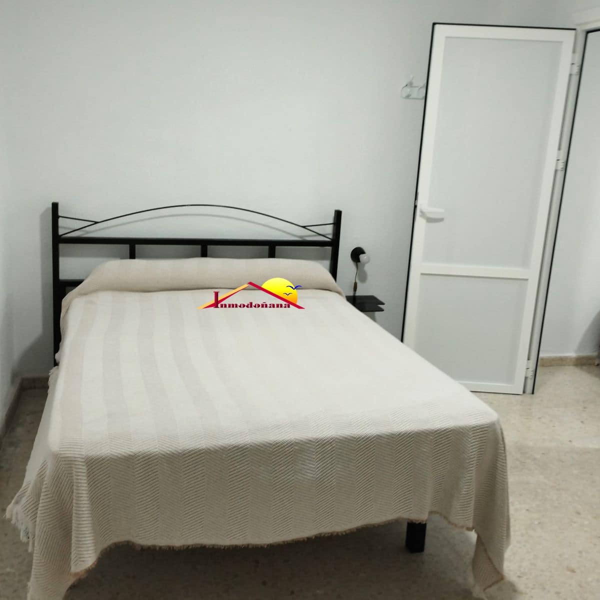 11 soveværelse Semi-Rækkehus til salg i Matalascanas med garage - € 425.000 (Ref: 9622807)