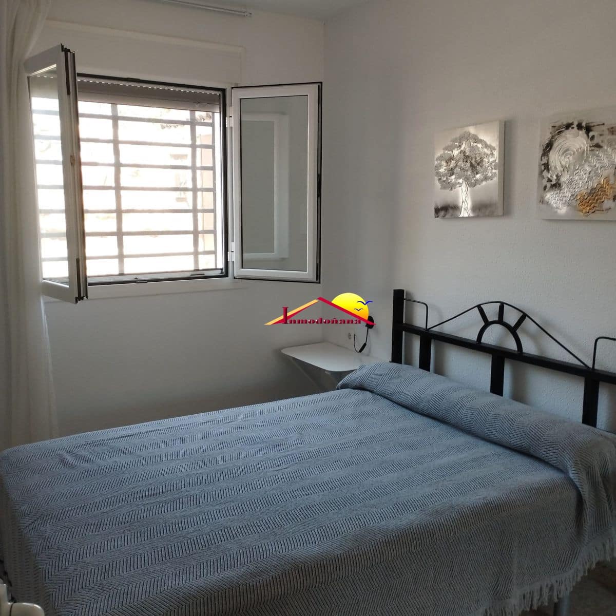 11 soveværelse Semi-Rækkehus til salg i Matalascanas med garage - € 425.000 (Ref: 9622807)