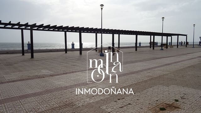 Kommersiell til salgs i Matalascañas, Almonte - € 300 000 (Ref: 9622808)