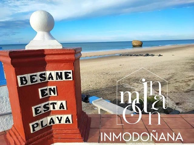 Commercieel te koop in Matalascañas, Almonte - € 300.000 (Ref: 9622808)