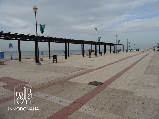 Kommersiell til salgs i Matalascañas, Almonte - € 350 000 (Ref: 9622814)