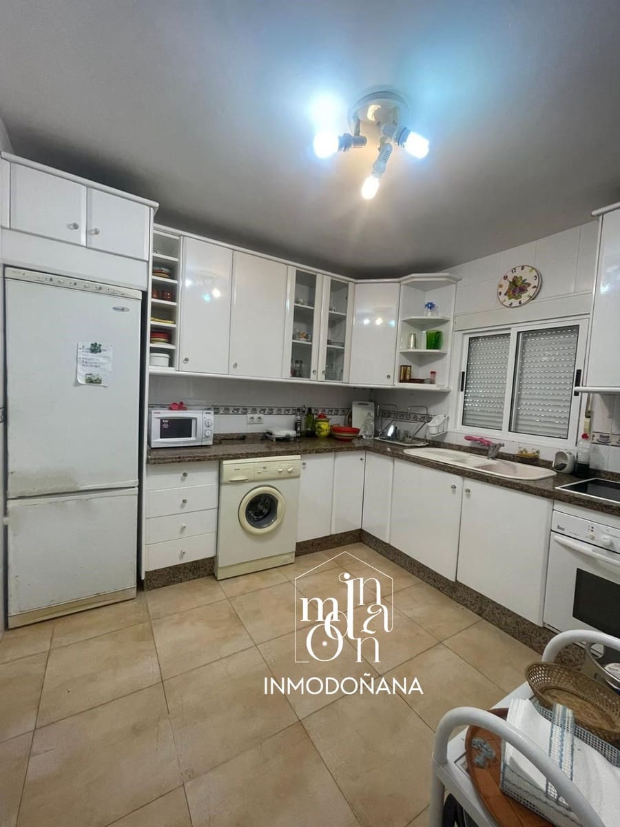 5 soveværelse Byhus til salg i Matalascanas - € 350.000 (Ref: 9622817)