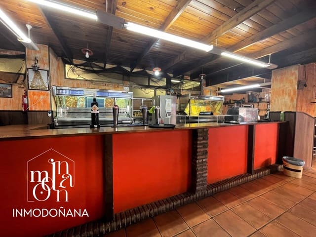 Kommersiell til salgs i Matalascañas, Almonte - € 280 000 (Ref: 9622818)