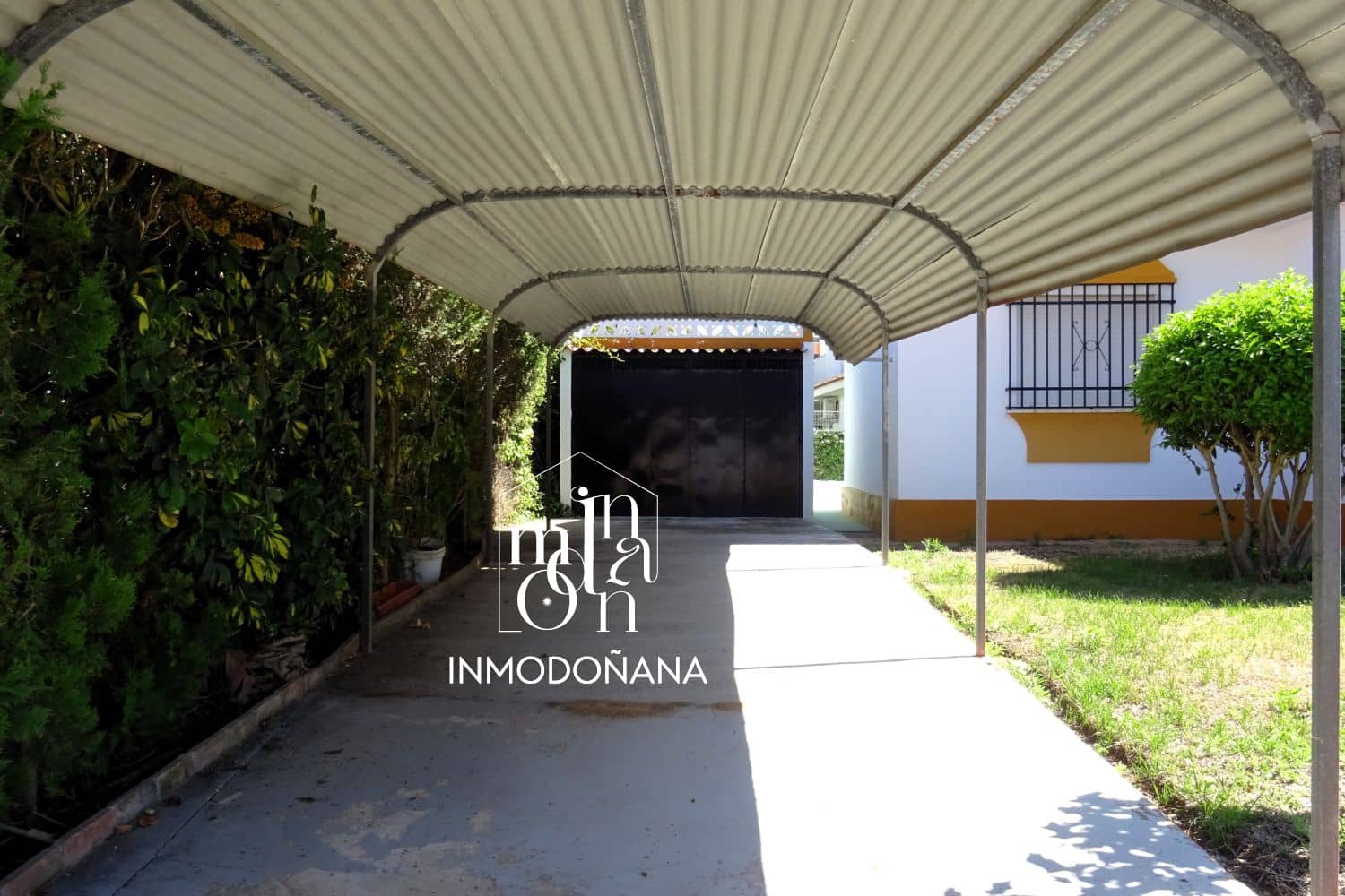 5 soveværelse Villa til salg i Matalascanas - € 384.000 (Ref: 9622820)