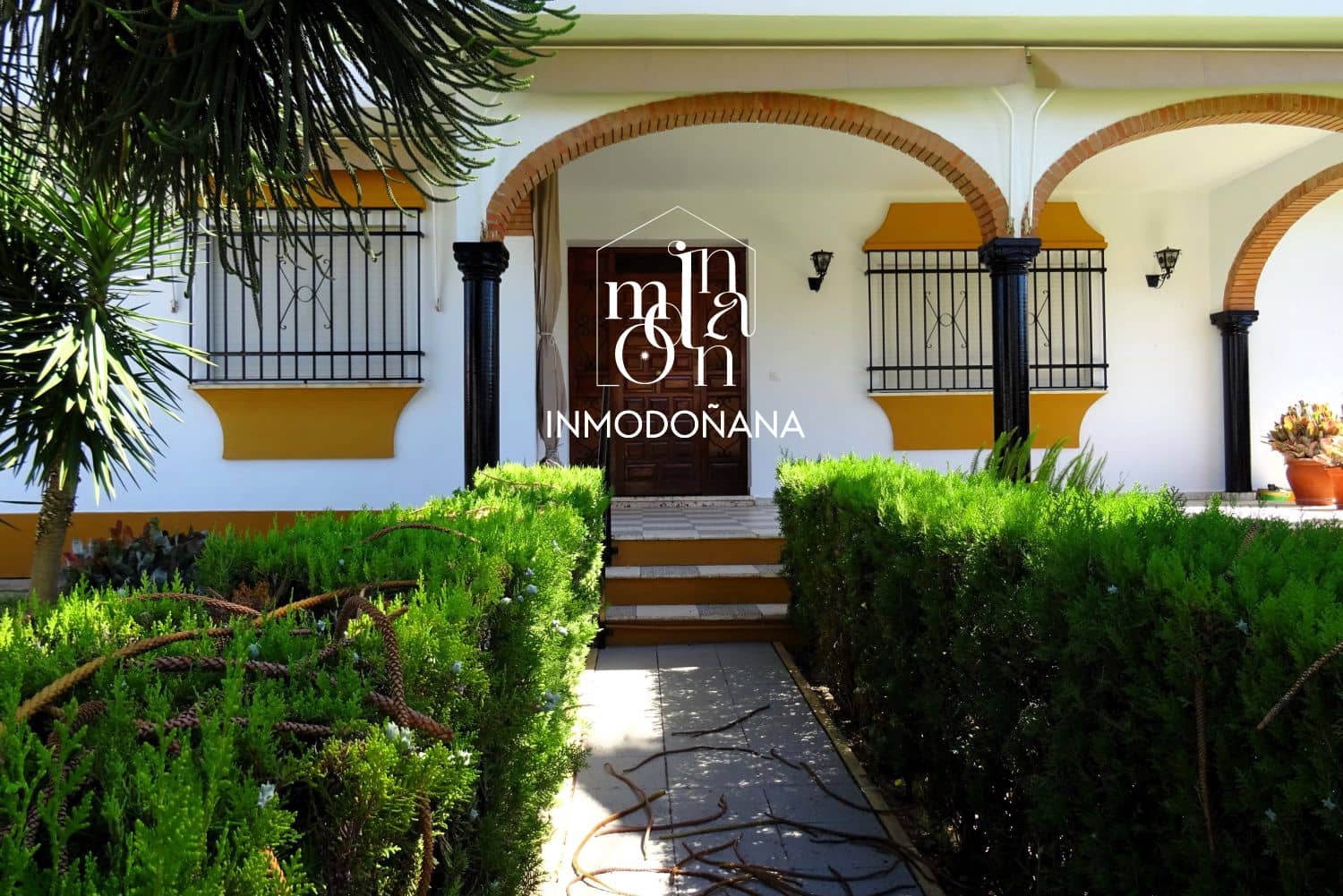 5 soveværelse Villa til salg i Matalascanas - € 384.000 (Ref: 9622820)