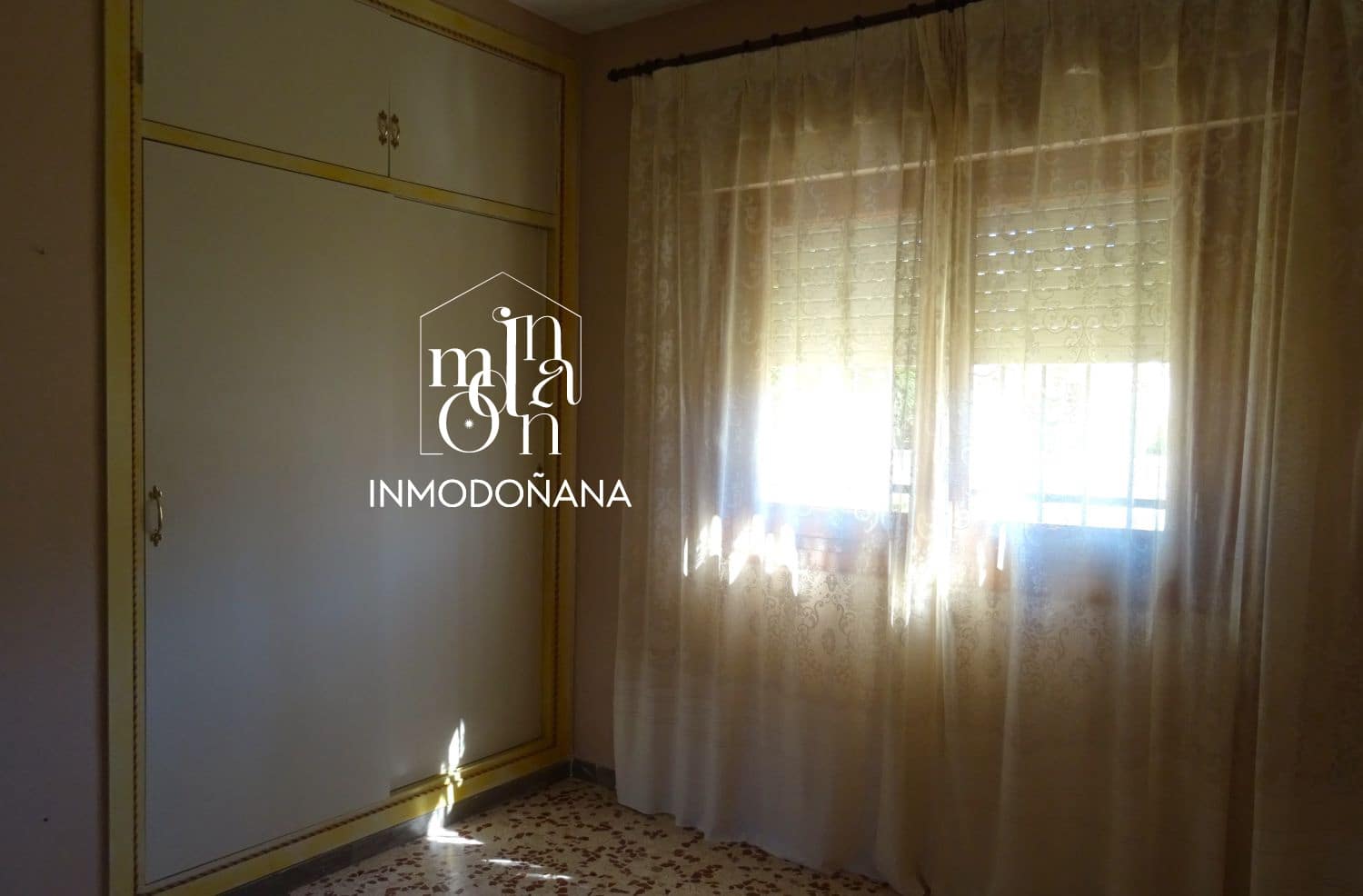 5 soveværelse Villa til salg i Matalascanas - € 384.000 (Ref: 9622820)