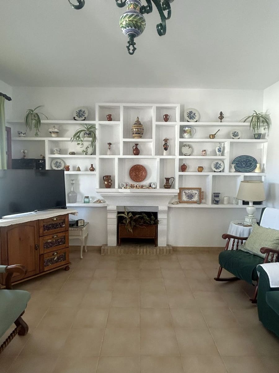 3 bedroom Villa for sale in Matalascanas - € 311,000 (Ref: 9622824)