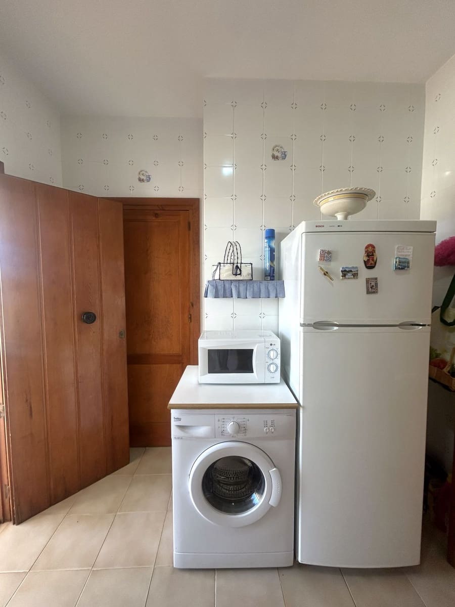 3 bedroom Villa for sale in Matalascanas - € 311,000 (Ref: 9622824)