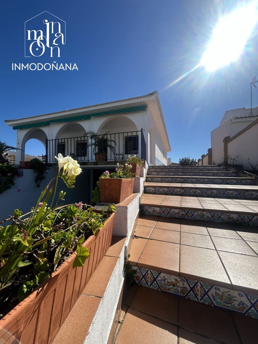 3 bedroom Villa for sale in Matalascanas - € 311,000 (Ref: 9622824)