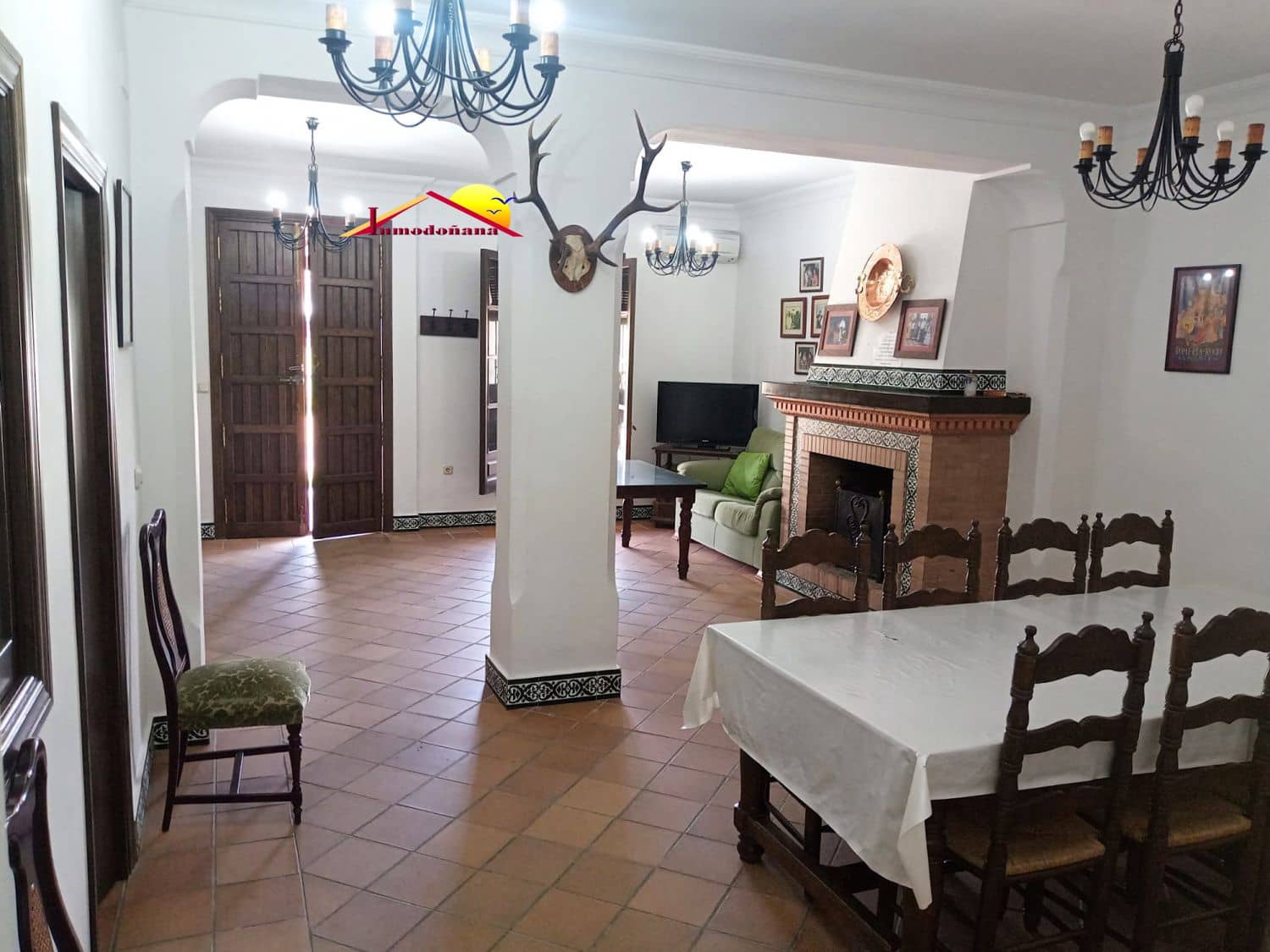 Casa de 12 habitaciones en El Rocío en venta - 900.000 € (Ref: 9622834)