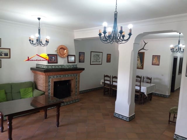 Casa de 12 habitaciones en El Rocío, Almonte en venta - 900.000 € (Ref: 9622834)