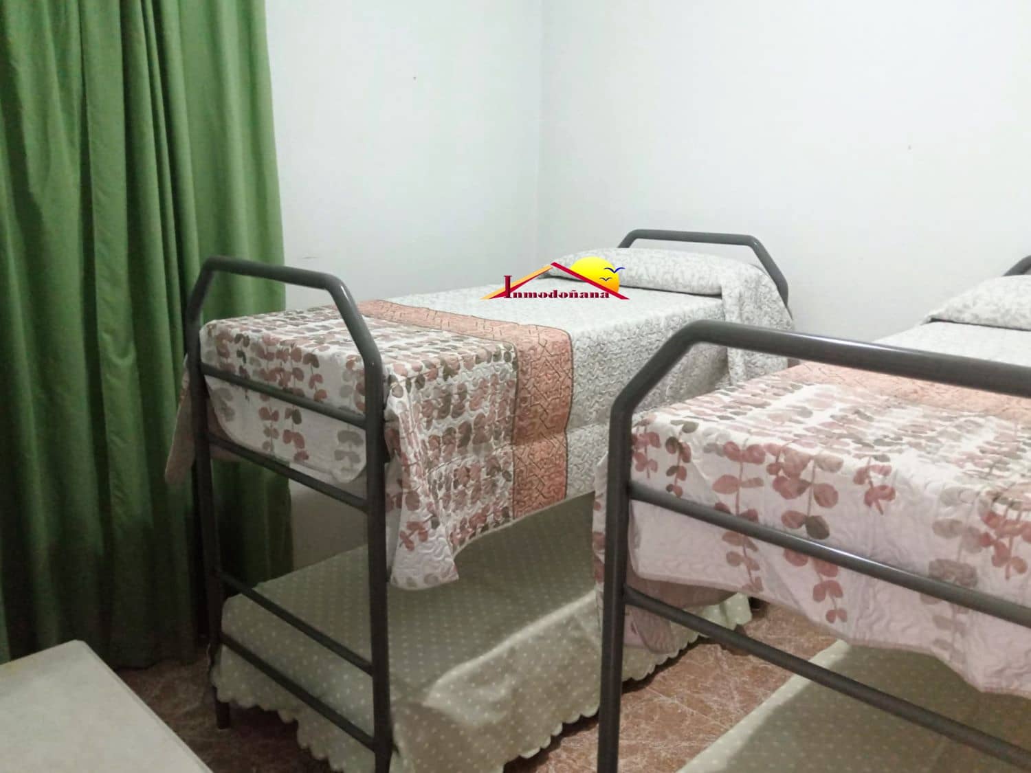 Casa de 12 habitaciones en El Rocío en venta - 900.000 € (Ref: 9622834)