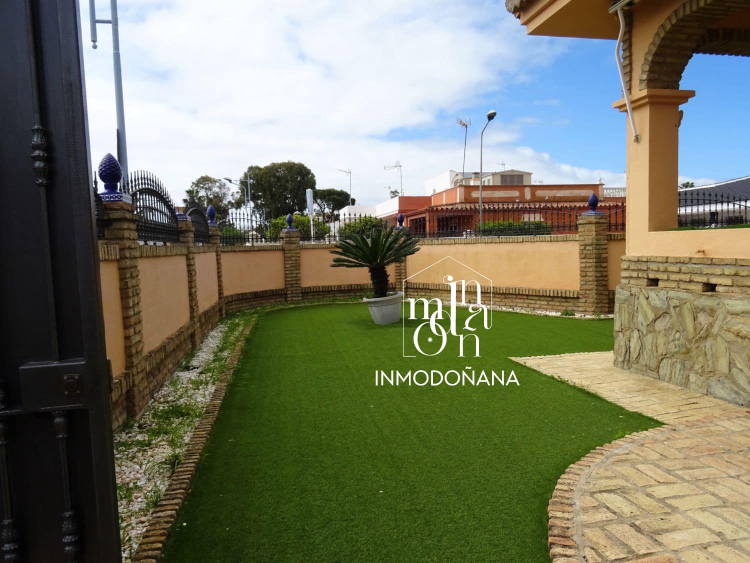 5 quarto Casa em Banda para venda em Matalascanas - 550 000 € (Ref: 9622836)