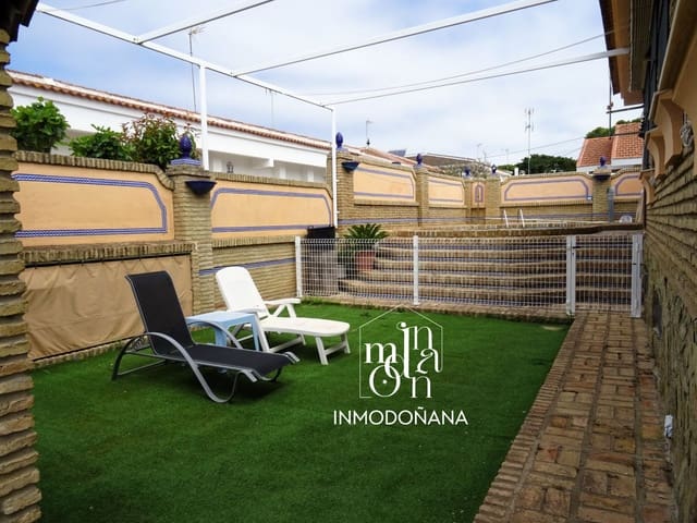 5 quarto Casa em Banda para venda em Matalascañas, Almonte - 550 000 € (Ref: 9622836)