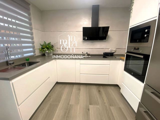 3 soveværelse Semi-Rækkehus til salg i Matalascañas, Almonte med garage - € 469.000 (Ref: 9622837)