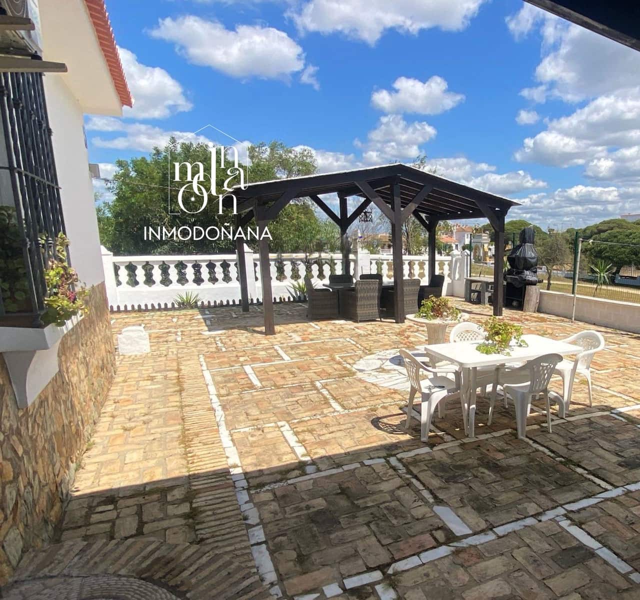 3 soveværelse Semi-Rækkehus til salg i Matalascanas med garage - € 469.000 (Ref: 9622837)