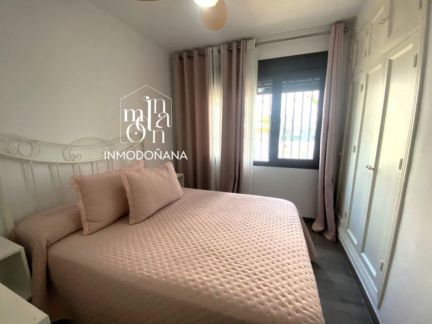 3 soveværelse Semi-Rækkehus til salg i Matalascanas med garage - € 469.000 (Ref: 9622837)