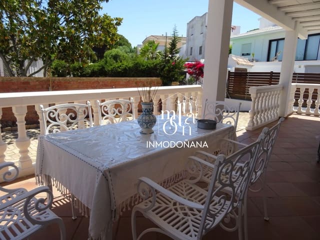 4 soveværelse Villa til salg i Matalascañas, Almonte - € 351.000 (Ref: 9622839)