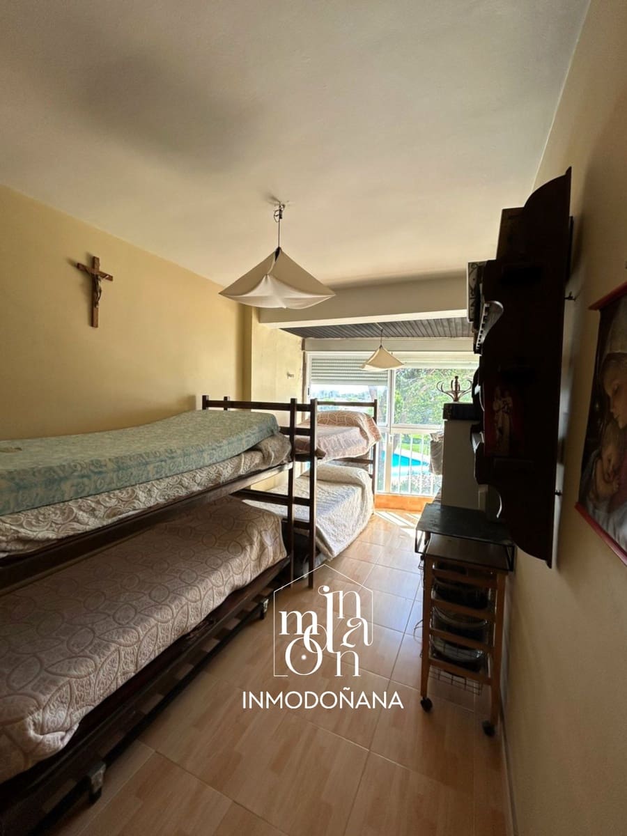 4 bedroom Flat for sale in Matalascanas - € 220,000 (Ref: 9622842)