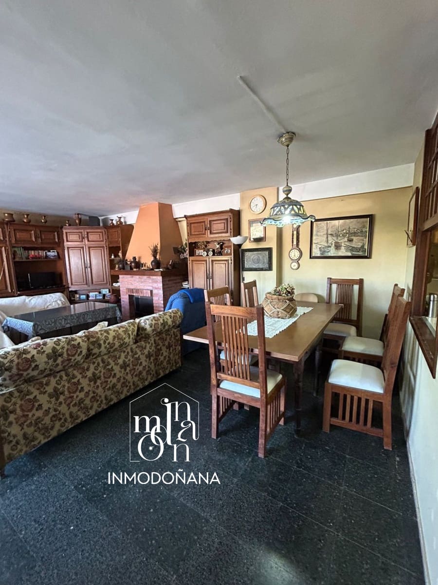 4 bedroom Flat for sale in Matalascanas - € 220,000 (Ref: 9622842)