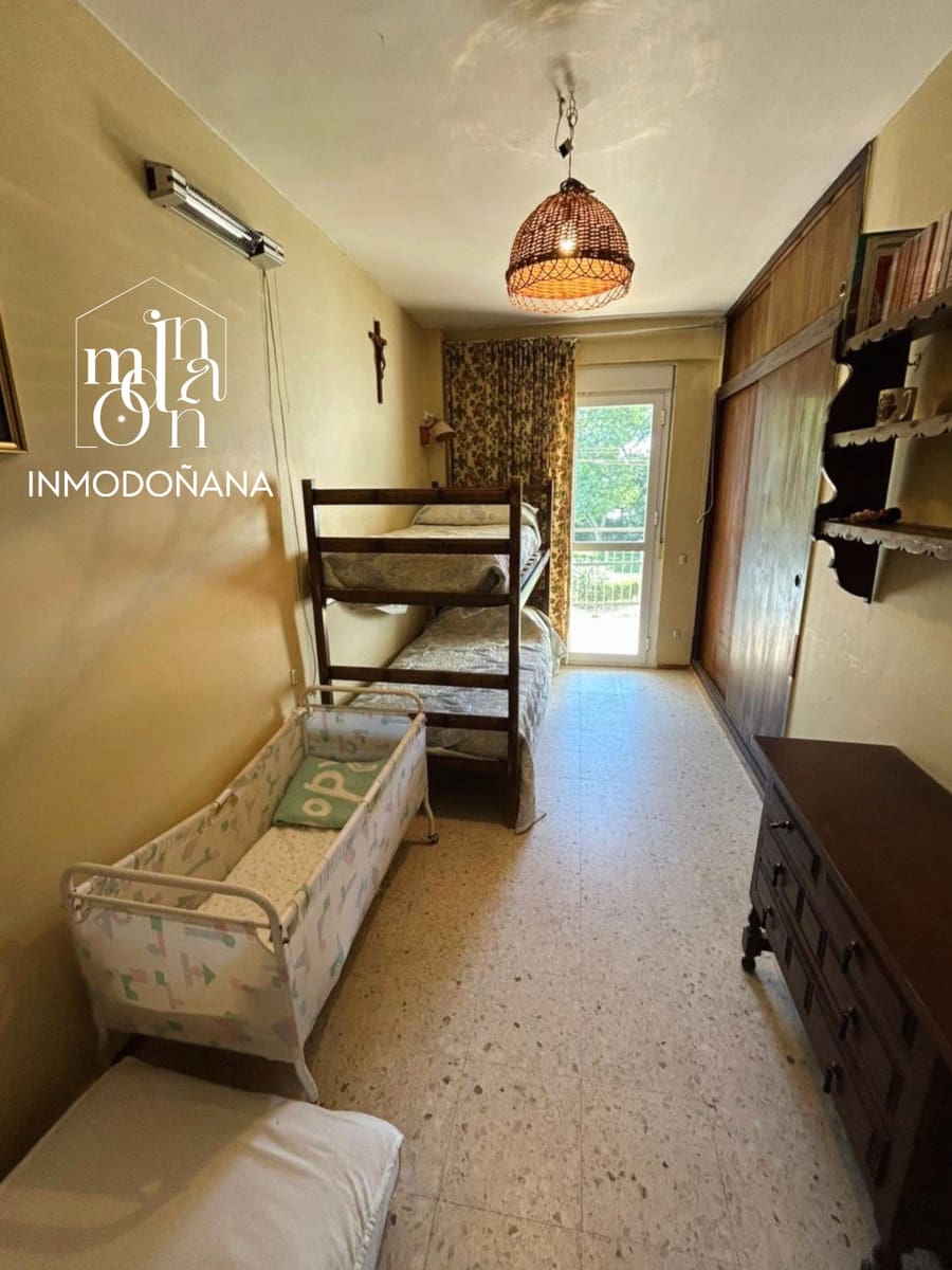 4 bedroom Flat for sale in Matalascanas - € 220,000 (Ref: 9622842)