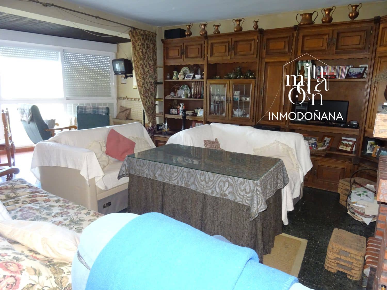 4 bedroom Flat for sale in Matalascanas - € 220,000 (Ref: 9622842)